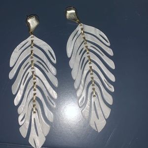 Kendra Scott Lotus earrings